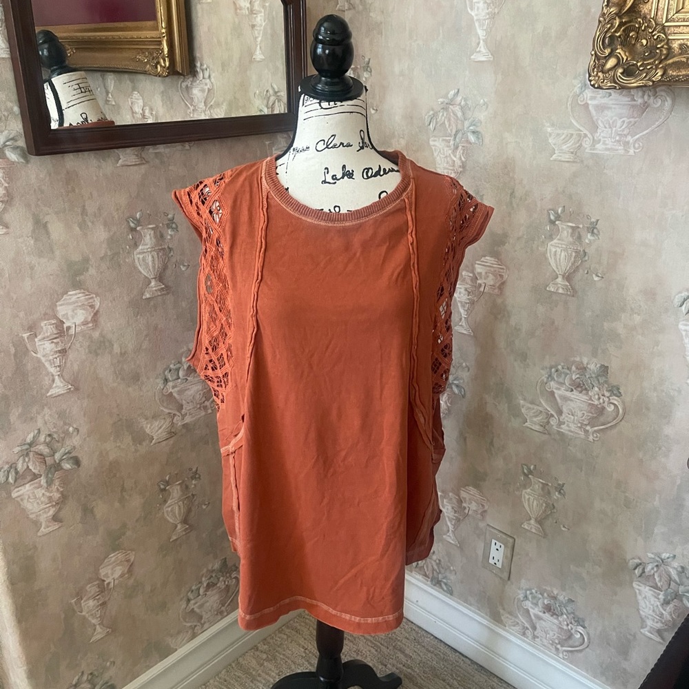 FREE PEOPLE TABLE FOR TWO SHORT SLEEVE MIX MEDIA TEE MEDIUM - Picture 5 of 7